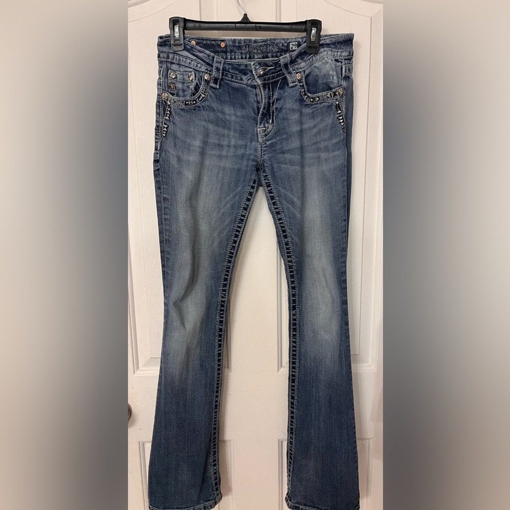 Used. Miss me. Size 29
